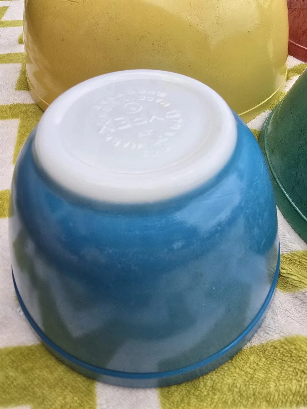 Vintage 1960 Pyrex Nesting Primary Color Mixing Bowl Set